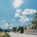 San Antonio Mobile Homes Parque de Campismo Biograd Na Moru