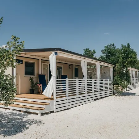 San Antonio Mobile Homes キャンプ場 ビオグラード・ナ・モル