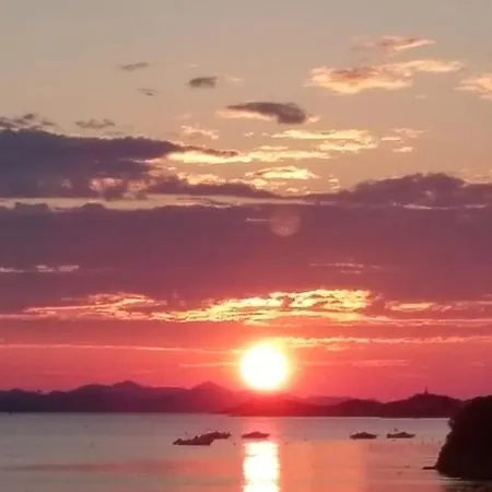 San Antonio Mobile Homes * ビオグラード・ナ・モル