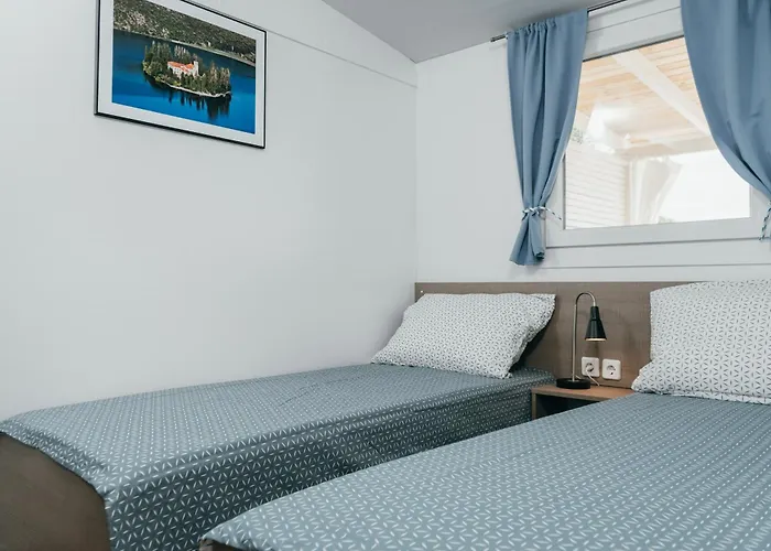 Kemping San Antonio Mobile Homes *